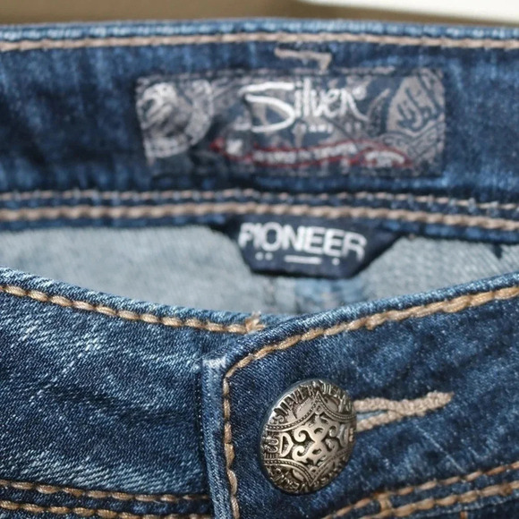 Silver Jeans Co Pioneer jeans size 28/33 - Picture 5 of 10